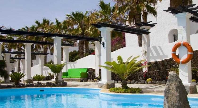 Esquinzo Monte del Mar+Bilhete Oasis Park 1 dia