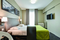 Park And Suites Elegance Le Bourget+Entrada Asterix 1 día