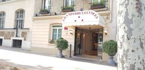 Champerret-Elysees Hotel