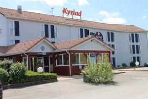 Kyriad Longvic Dijon
