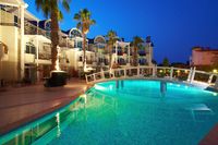 Seahorse Deluxe Hotel