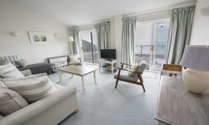 Clifton Court Apt 16 With Heated Pool