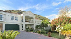 Von Abercron Residence