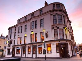 The Dickens Bar & Inn
