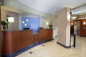 Holiday Inn Express Suites Downtown