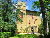 Castello Cortevecchio+ Grotte di Frasassi