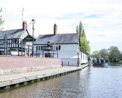 The Boathouse & Riverside Rooms