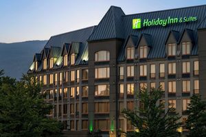 Holiday Inn Hotel & Suites North Vancouver, an IHG Hotel