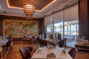Premium Beach Hotel