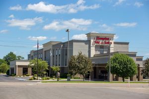 Hampton Inn & Suites Alexandria