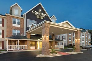 Country Inn & Suites by Radisson, Milwaukee Airport, WI