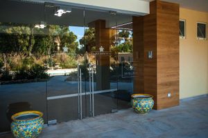Luna Minoica Suites & Apartments
