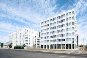 B&B HOTEL MASSY Gare TGV