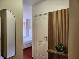 Hotel Grand Paris