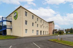 B&B HOTEL Compiègne Thourotte