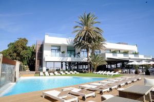 Hotel Tropical Gava Mar