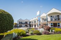 Radfords on the Lake