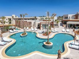 Noble Hotel Suites - Adults Only