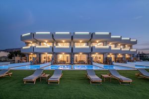 Ebenus Suites by Checkin