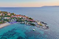 Maya Bistro Hotel Beach