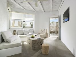 Delmar Apartments & Suites - Delmar Collection