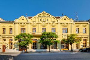 Hotel Golden Eagle