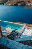 Ble Kythnos Suites