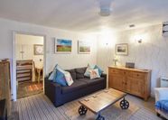 Host & Stay - Rosella Cottage