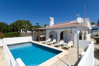 Villa Serena by Mauter Villas+Cova d'en Xoroi