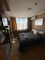 City Hotel