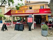 Hotel L'Escale+Billet aux Tours et Remparts d'Aigues Mortes