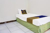 OYO Life 91896 Kost Bu Dewi Syariah