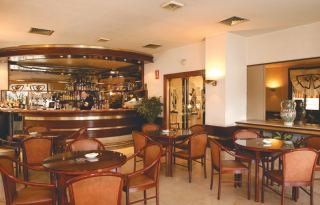 Hotel Reina Cristina - Teruel+Bilhete Dinópolis