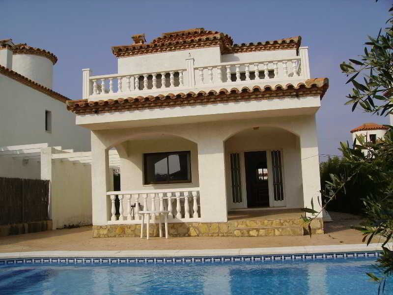 Villas Varias Piscina Privada Miami Playa